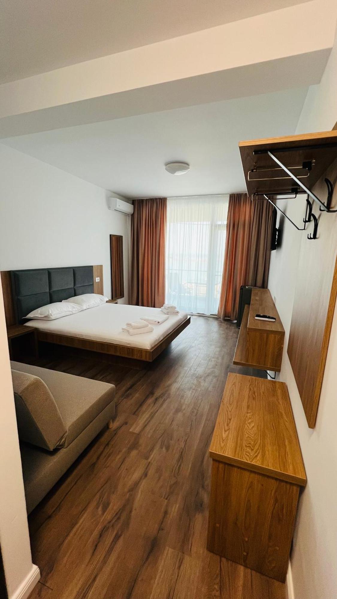Sunrise Guest house *